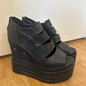 Black Platform Wedge Sandals